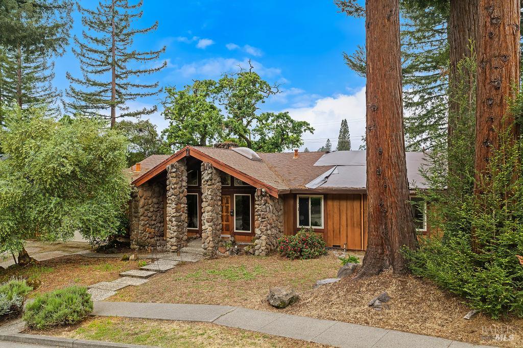 2425 Rancho Cabeza Drive