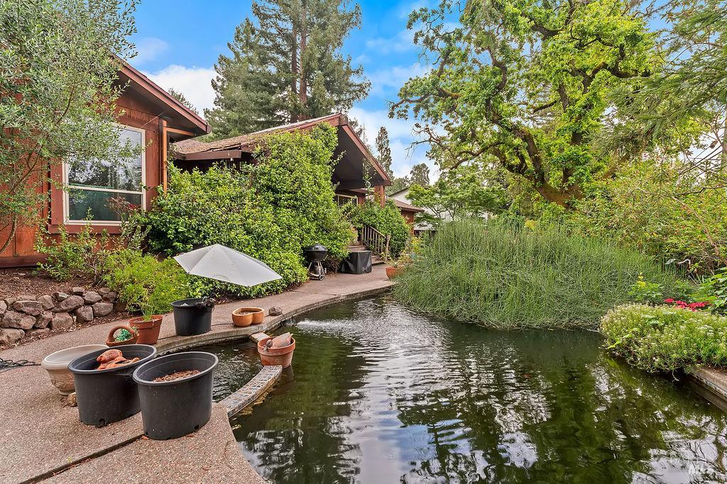 2425 Rancho Cabeza Drive