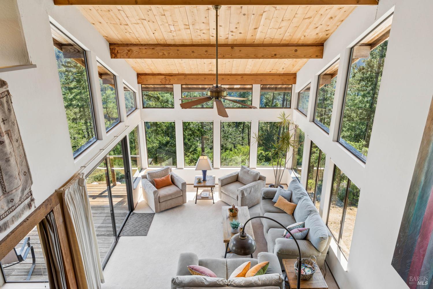 40 El Mirador Drive