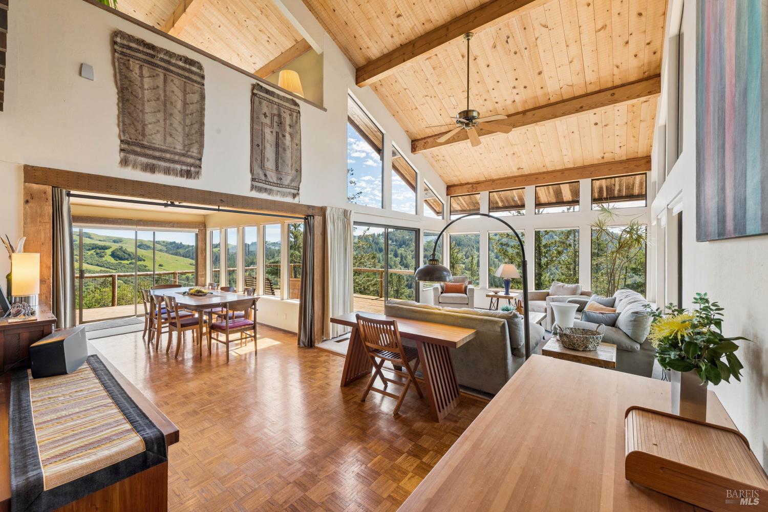 40 El Mirador Drive