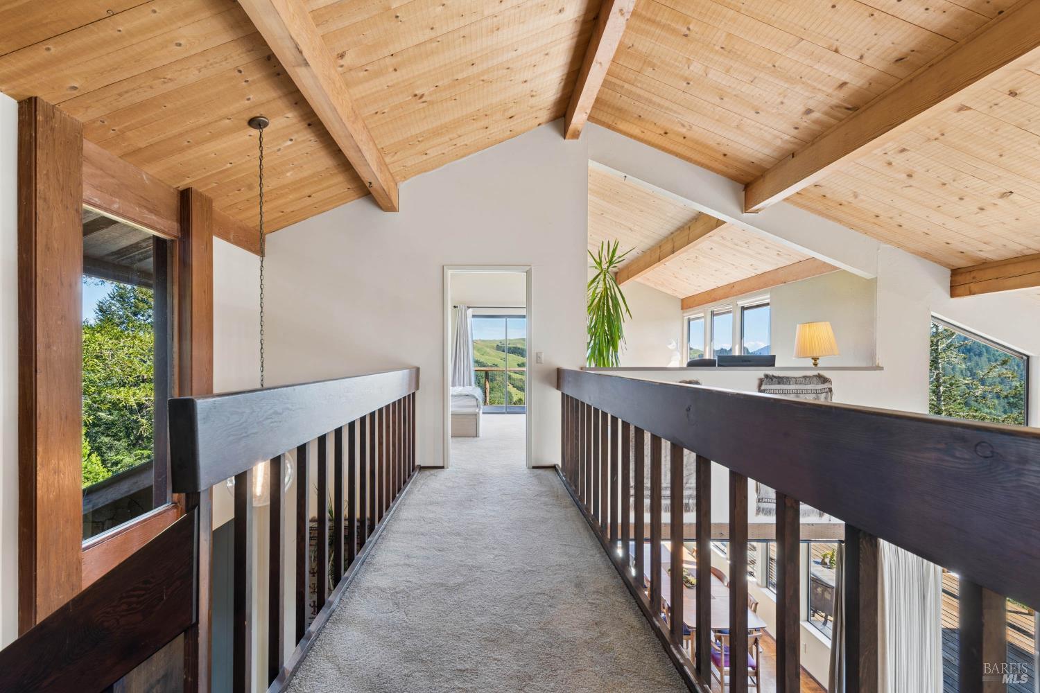 40 El Mirador Drive