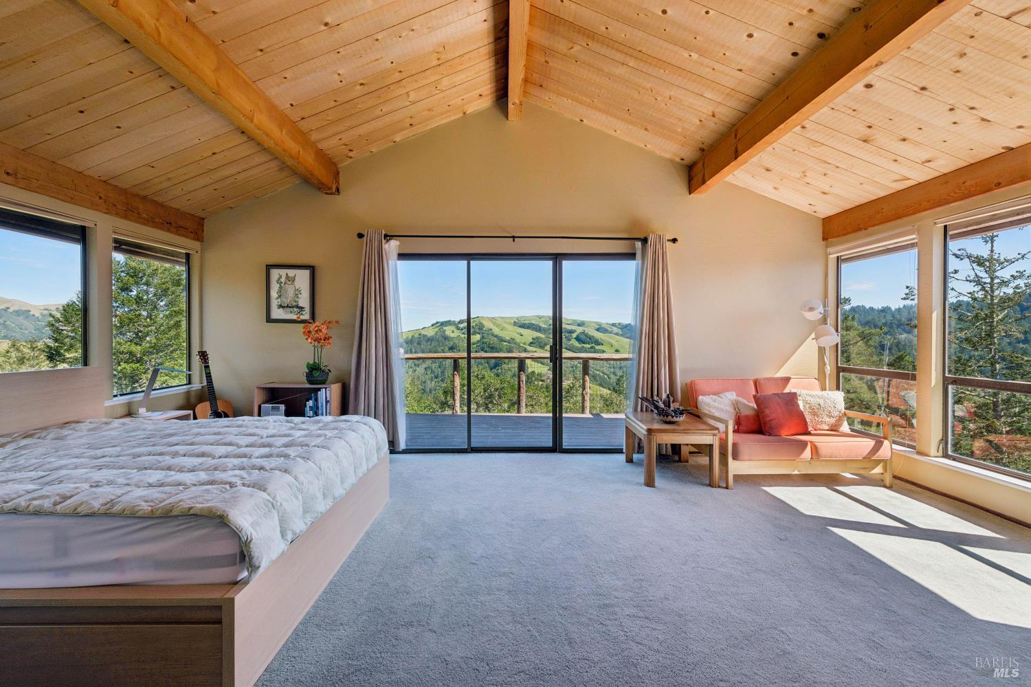 40 El Mirador Drive