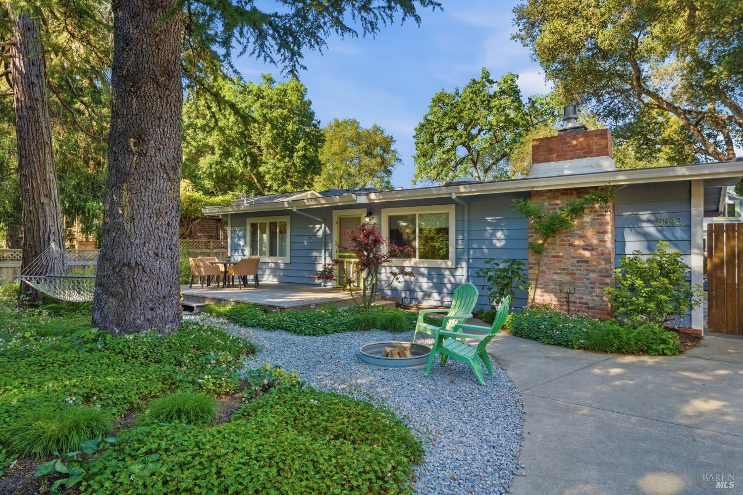 8843 Marianna Drive