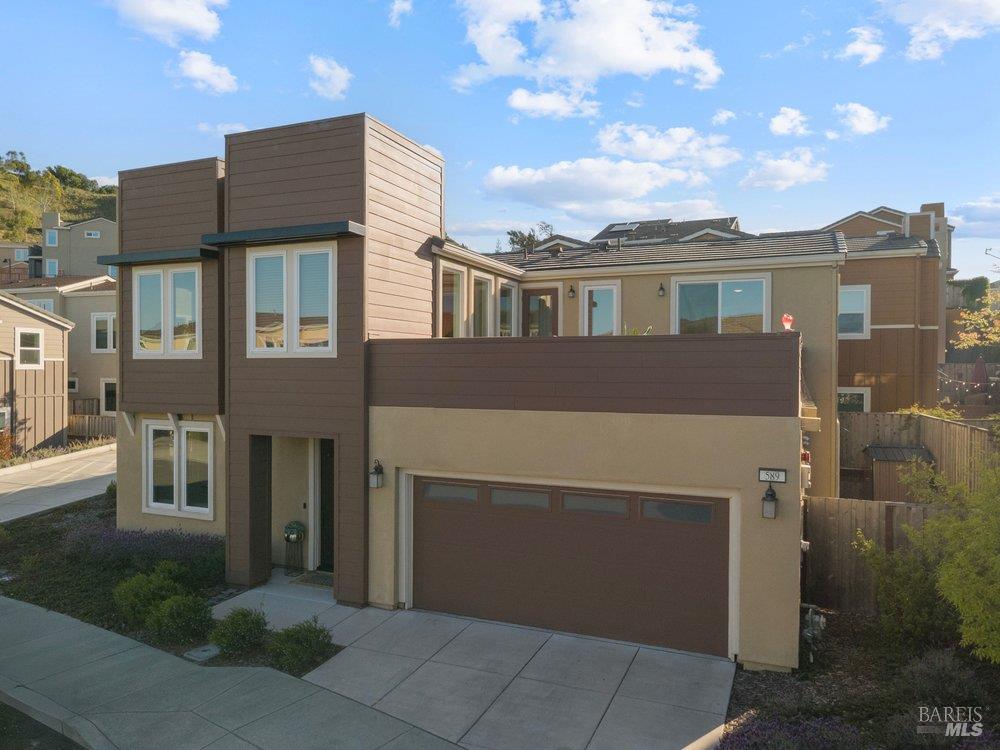589 Sapphire Street