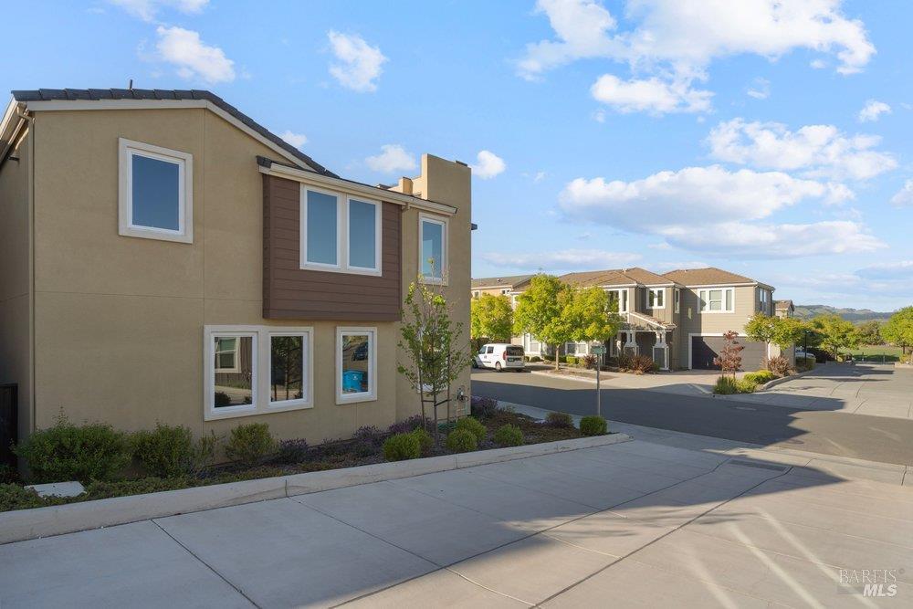 589 Sapphire Street