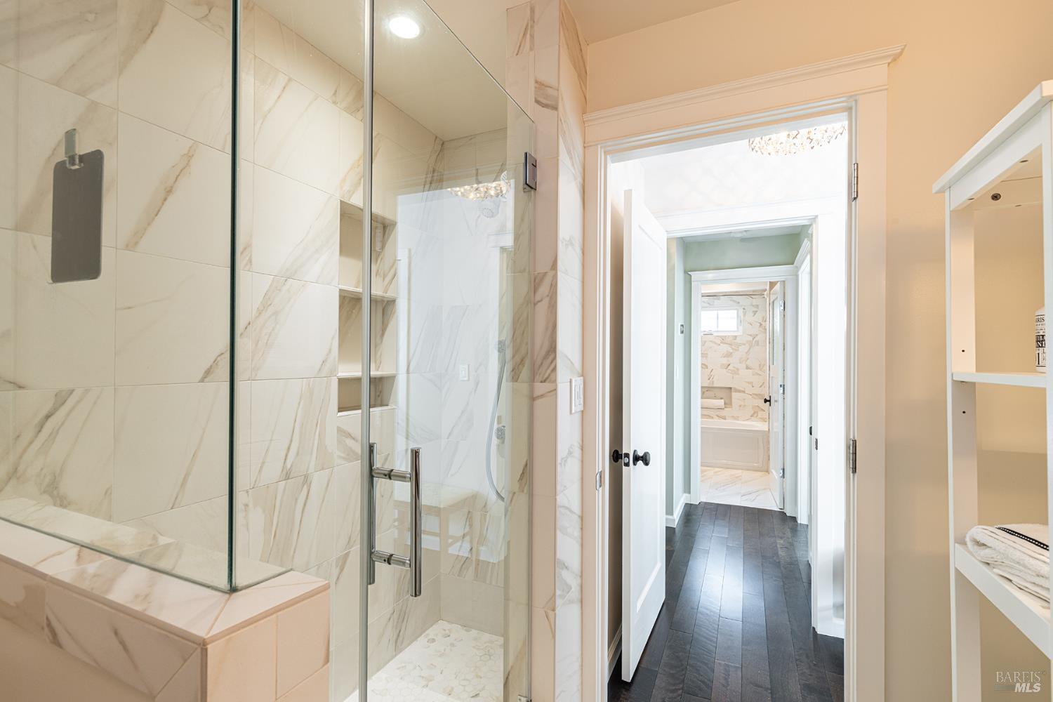 710 E Thomson Avenue