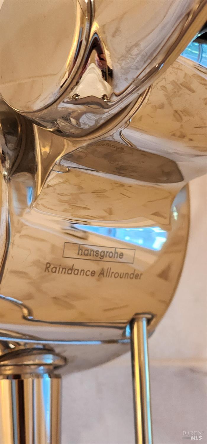 710 E Thomson Avenue