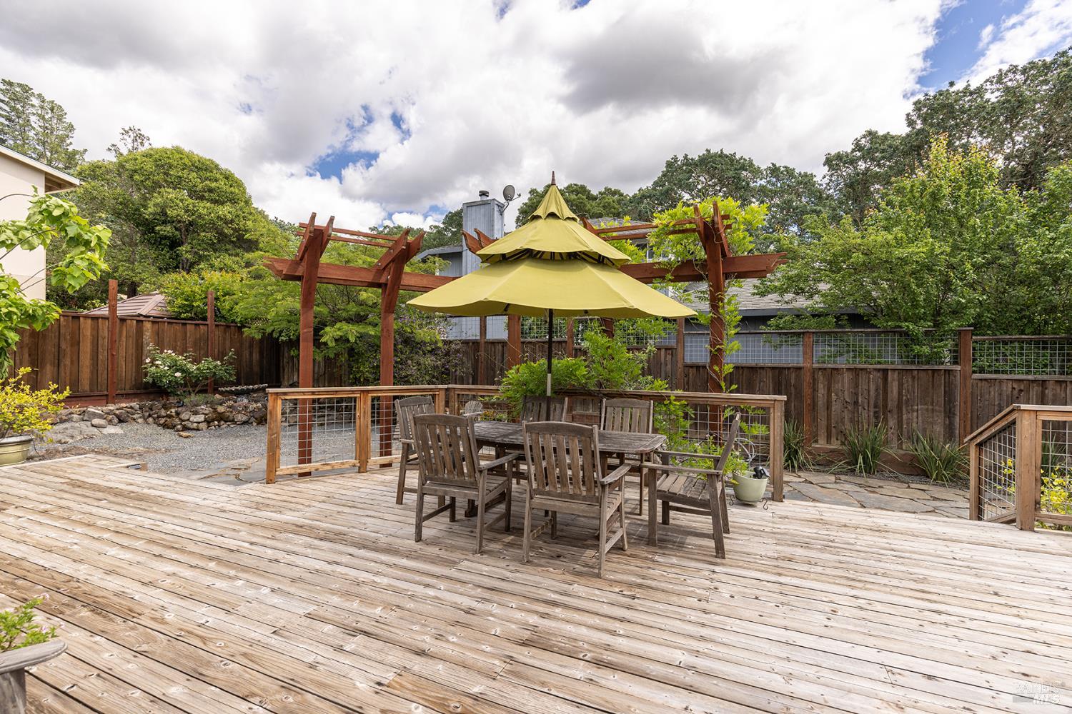 710 E Thomson Avenue