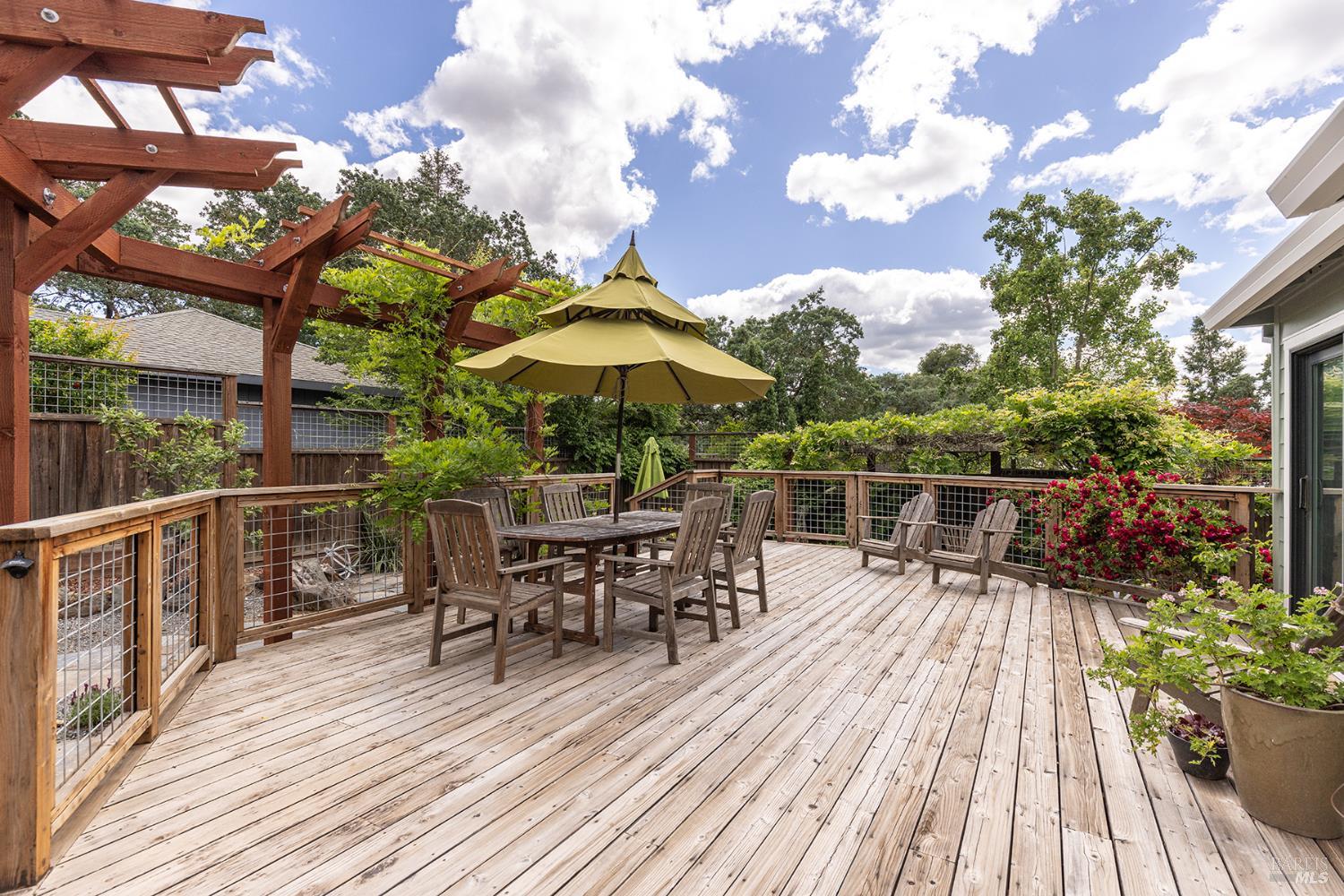 710 E Thomson Avenue