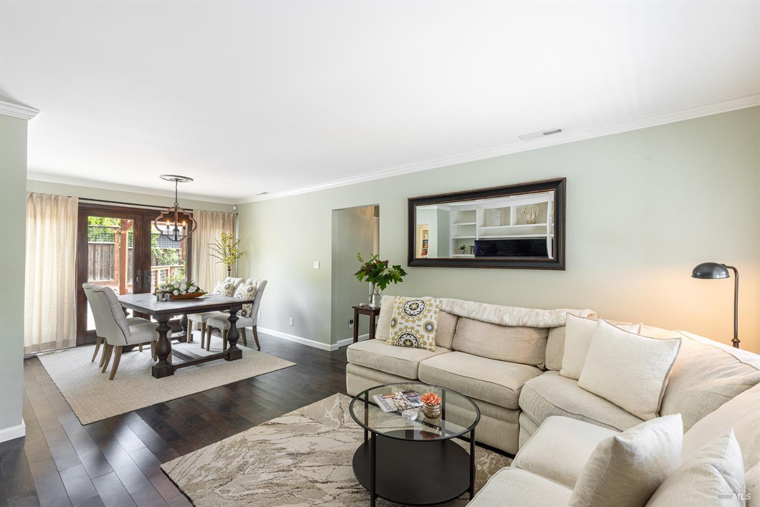 710 E Thomson Avenue