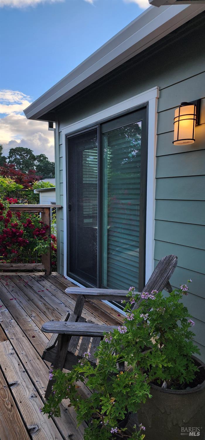 710 E Thomson Avenue