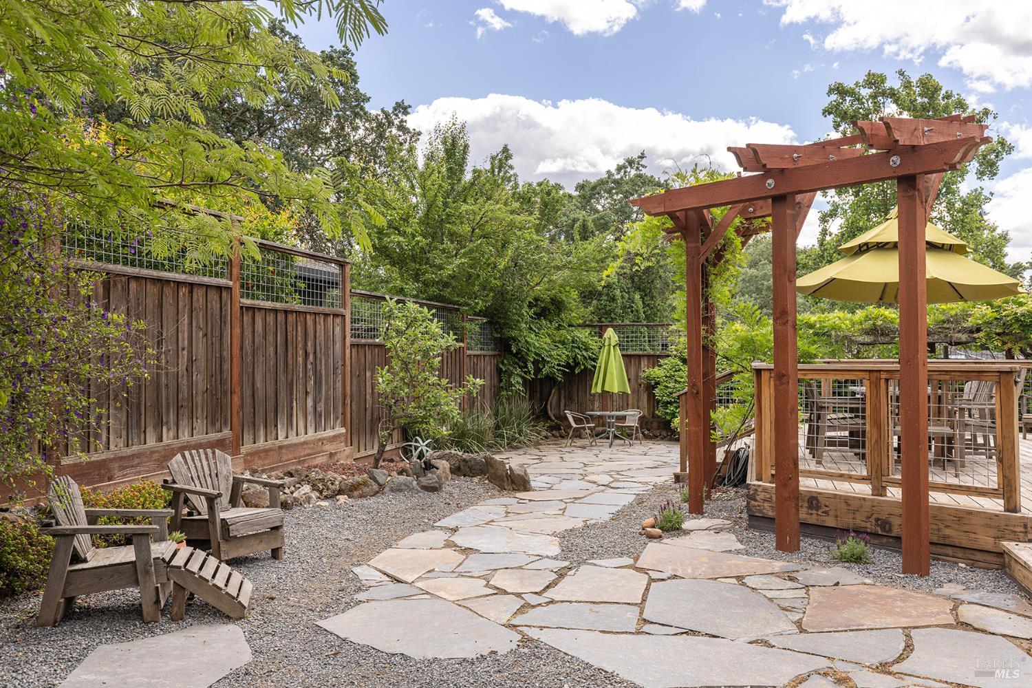 710 E Thomson Avenue