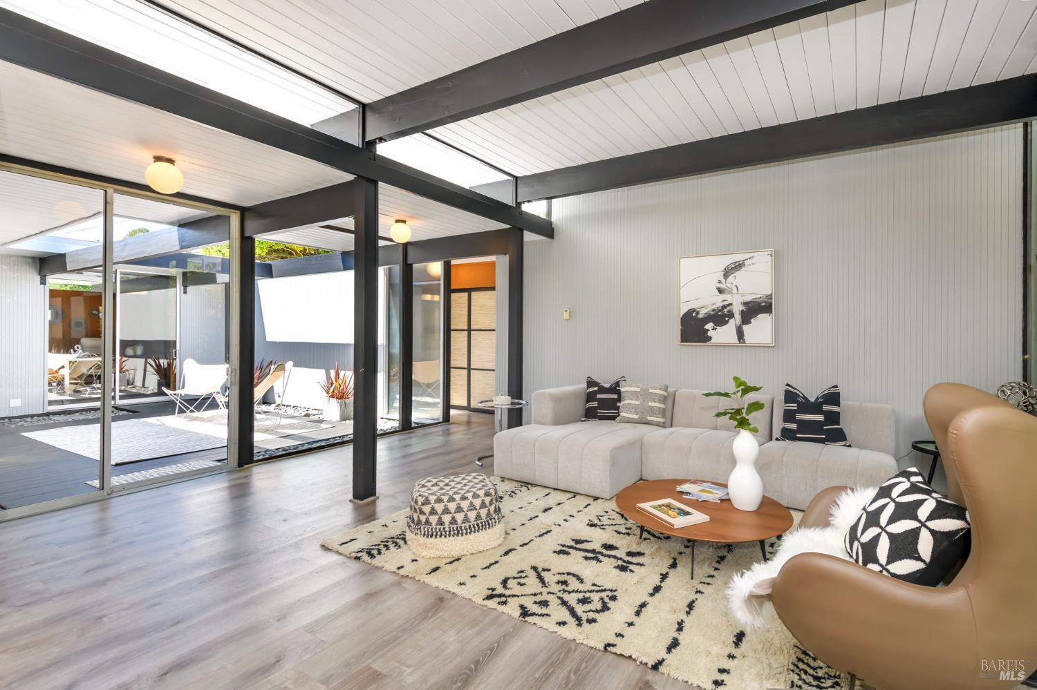 27 Sao Augustine Way