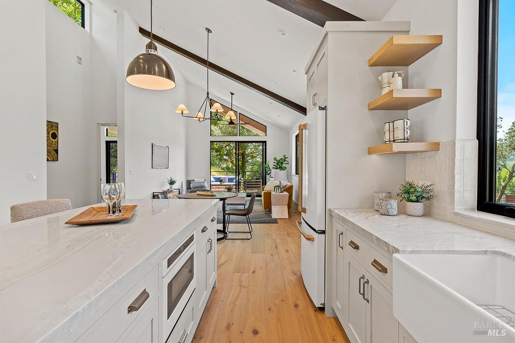 1099 Dry Creek Road