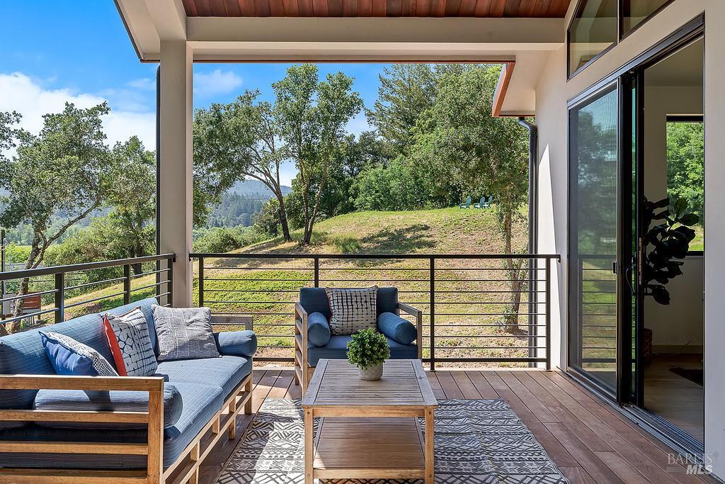 1099 Dry Creek Road