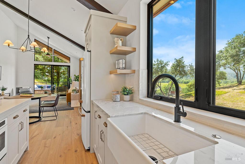 1099 Dry Creek Road