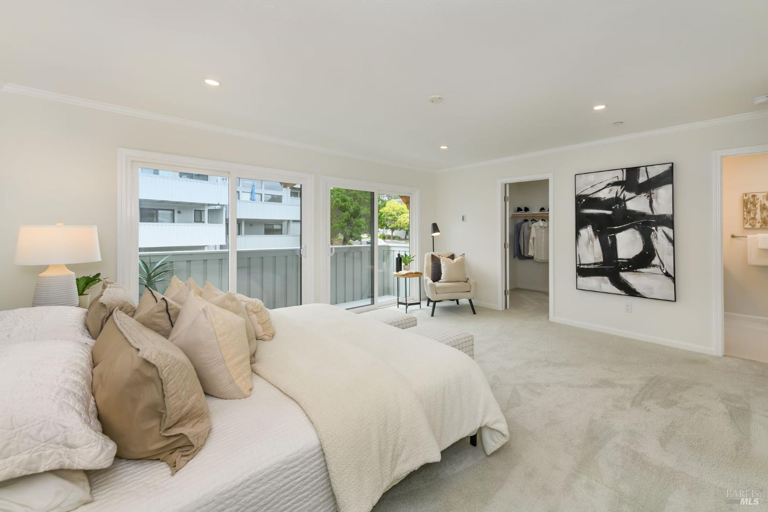 125 Knollwood Drive