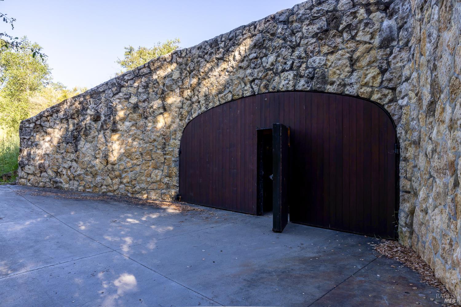 13414 Chalk Hill Road