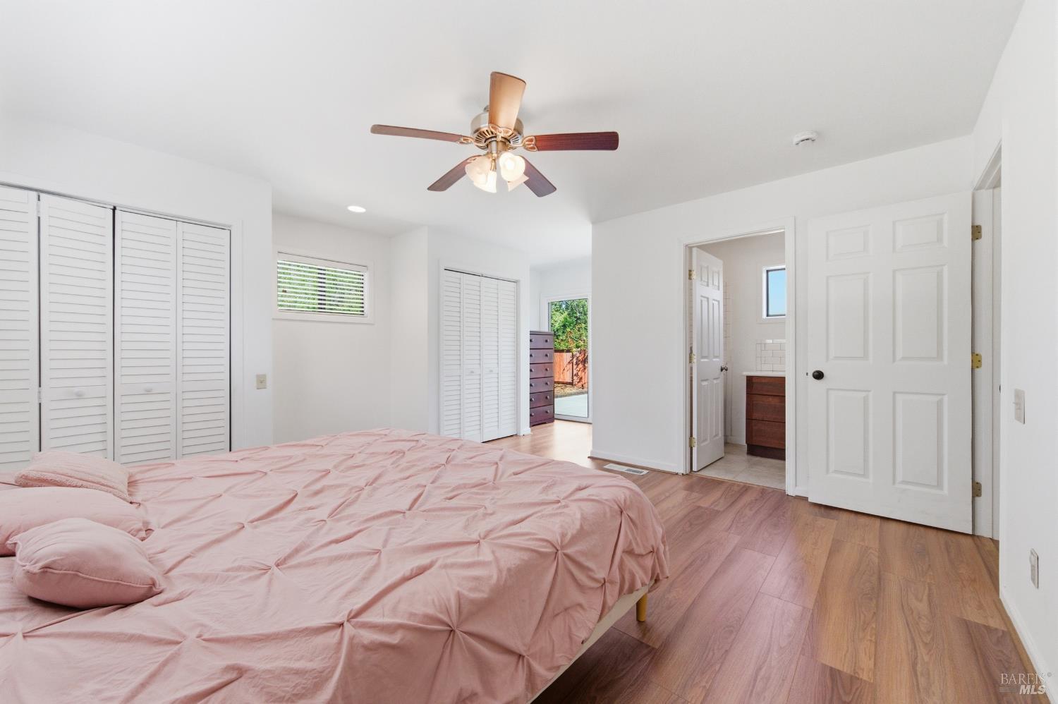 486 Landsdown Circle