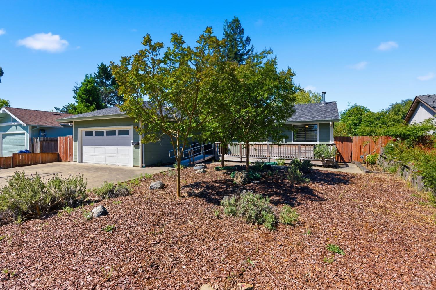 486 Landsdown Circle