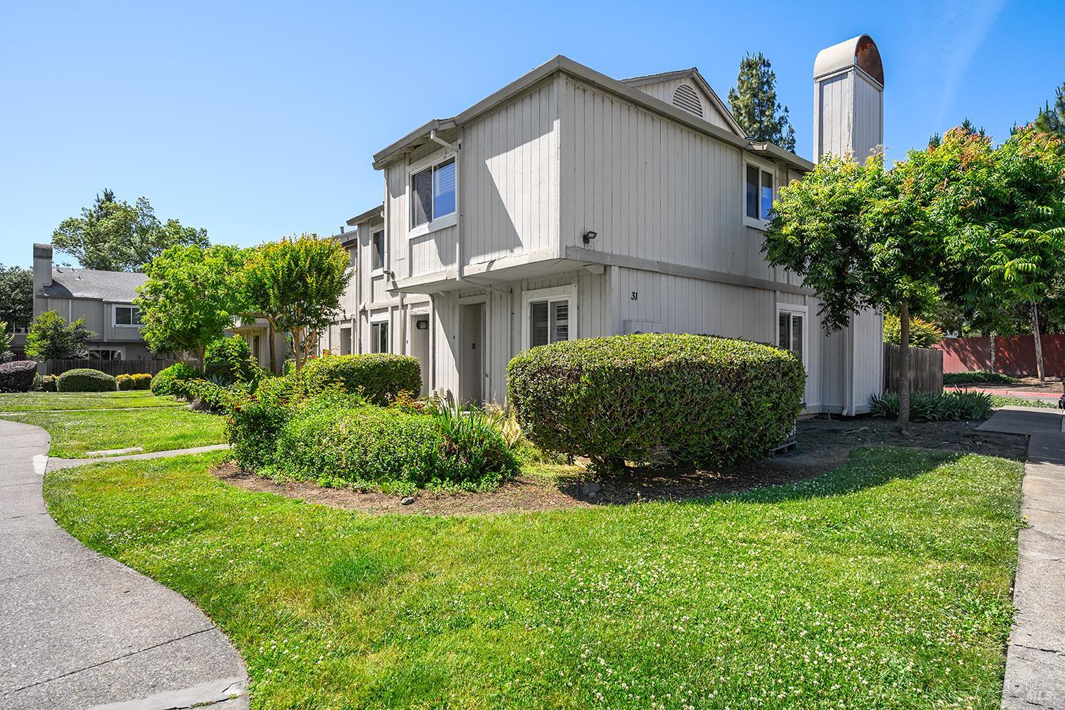 31 Front Street Unit: #A