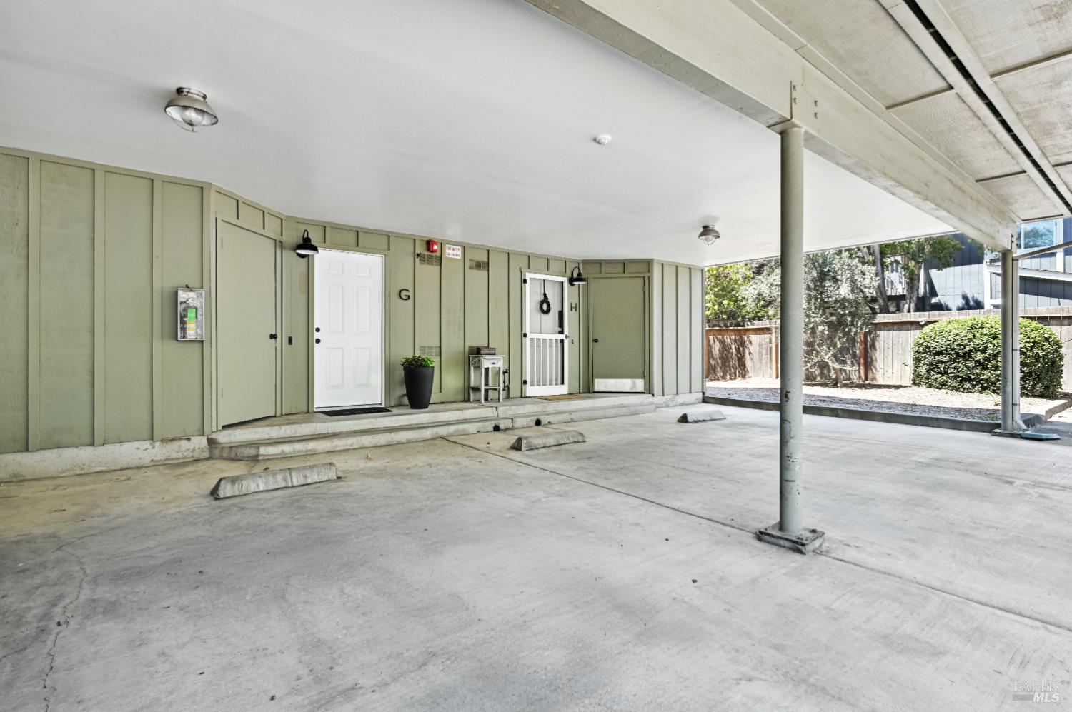 409 North Street Unit: #7