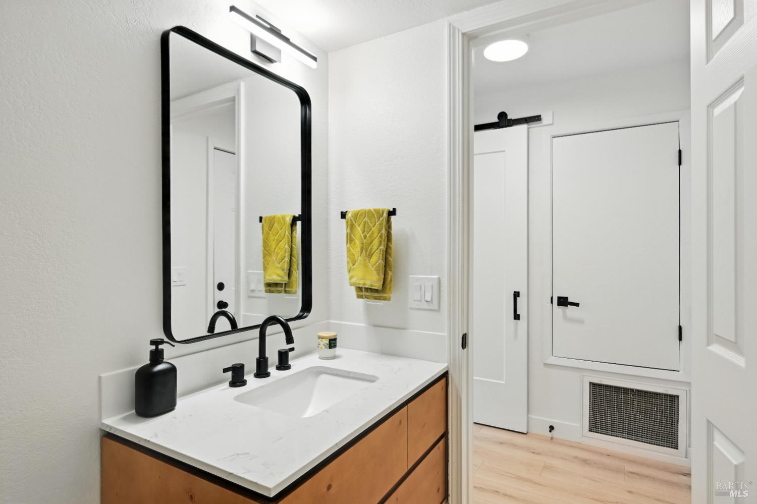 409 North Street Unit: #7