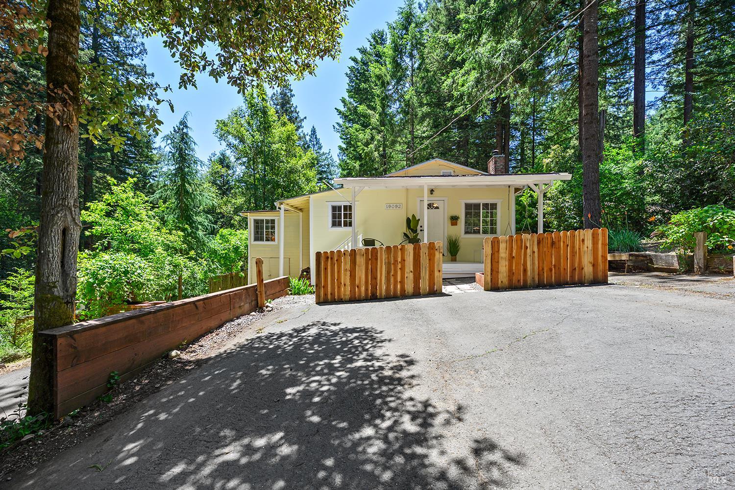 19092 Ridgecrest Drive