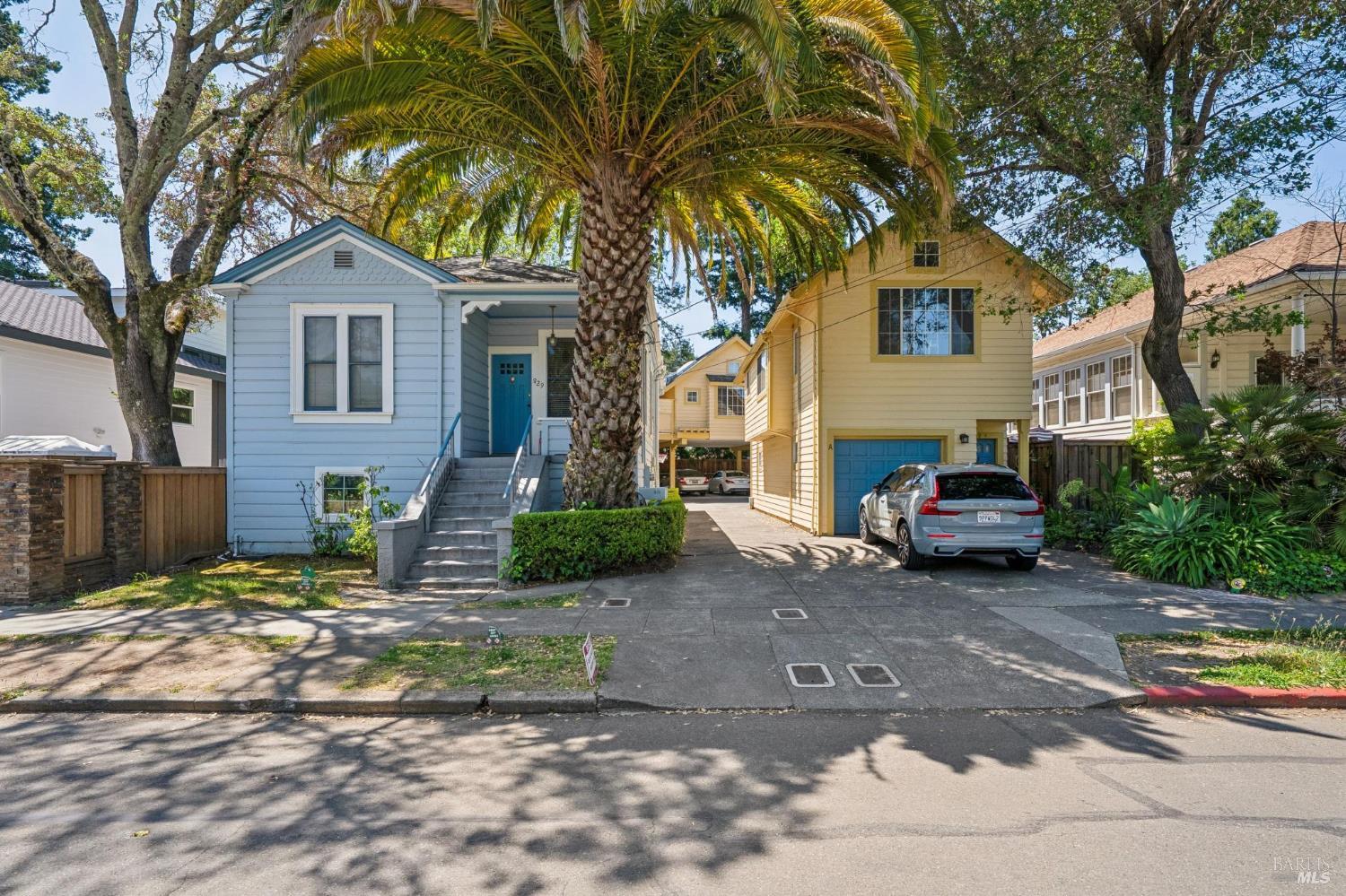829 San Anselmo Avenue