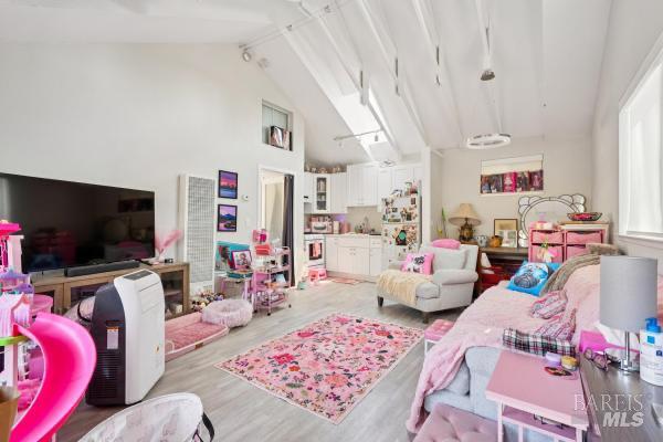 829 San Anselmo Avenue