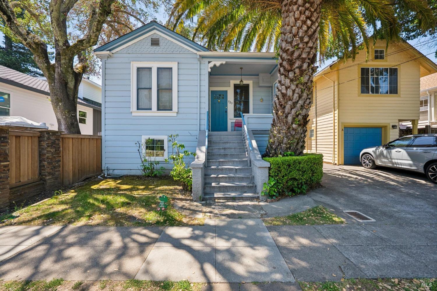 829 San Anselmo Avenue