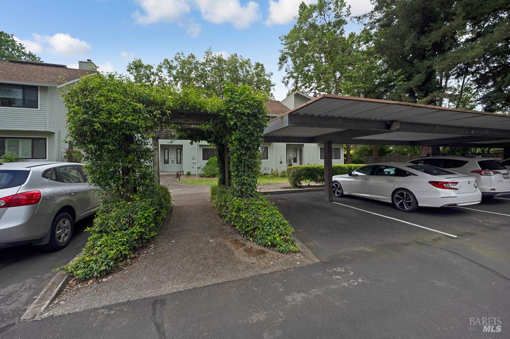 79 William Street Unit: #D