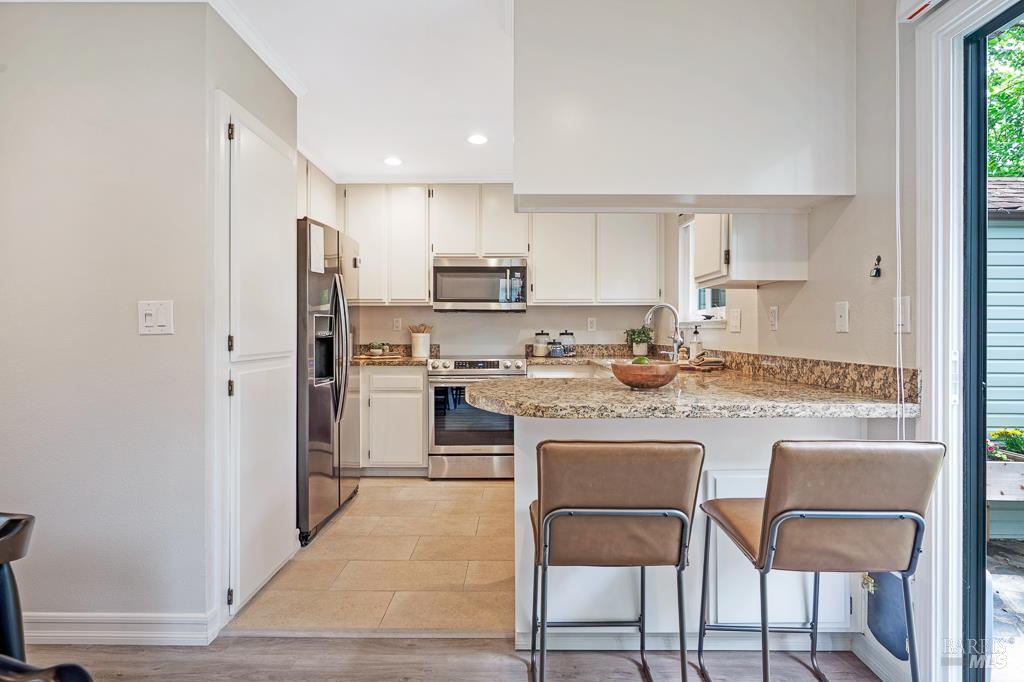 79 William Street Unit: #D