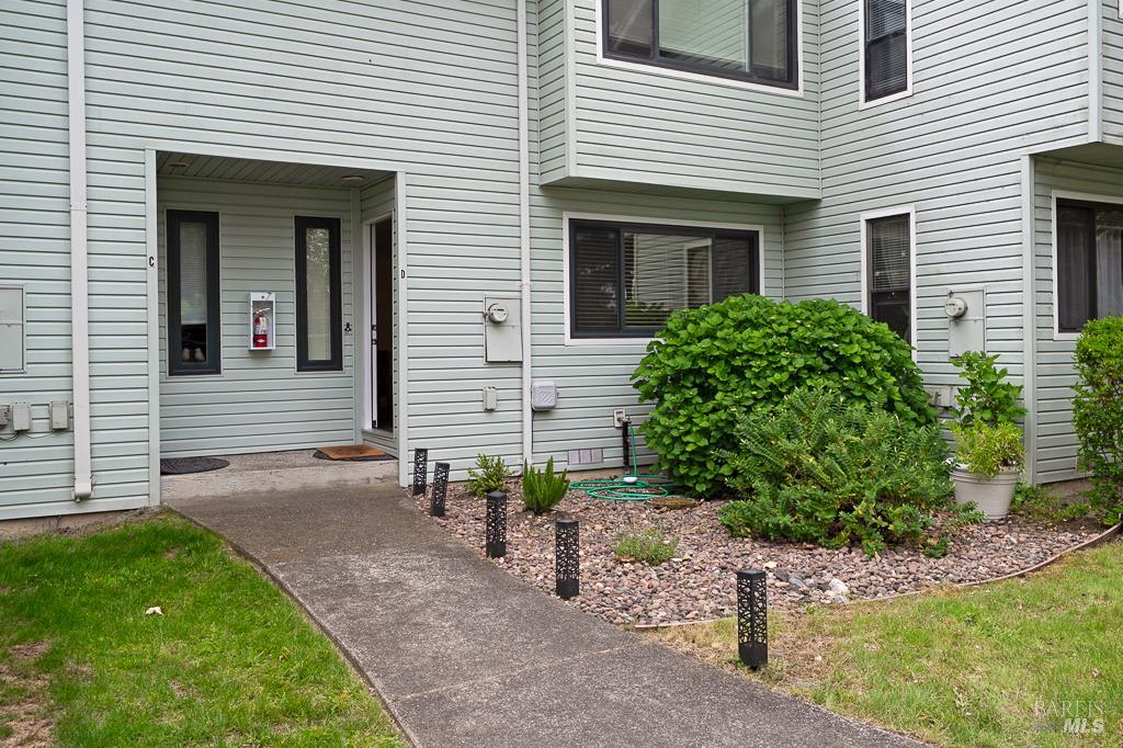 79 William Street Unit: #D