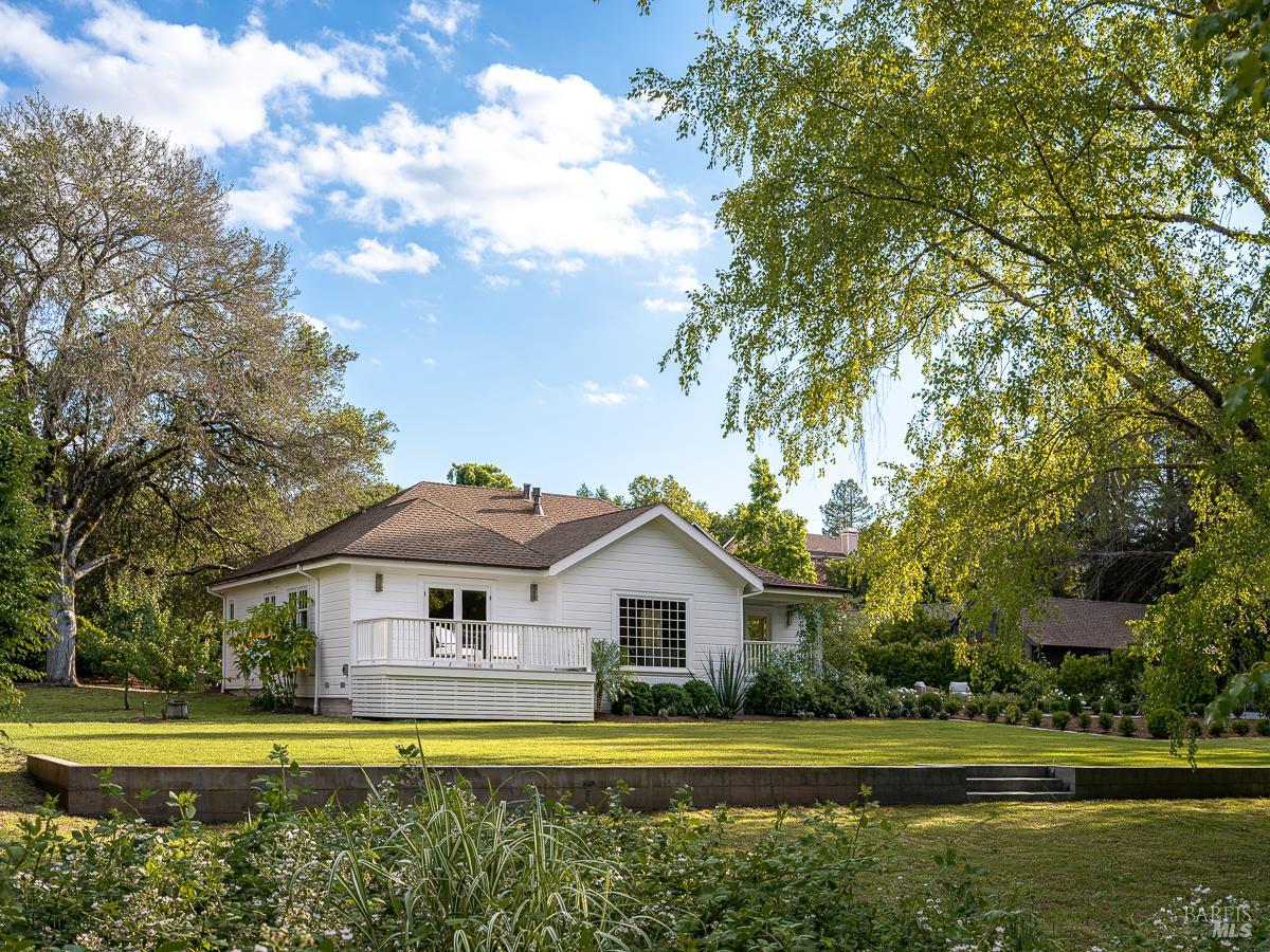 555 Magnolia Avenue