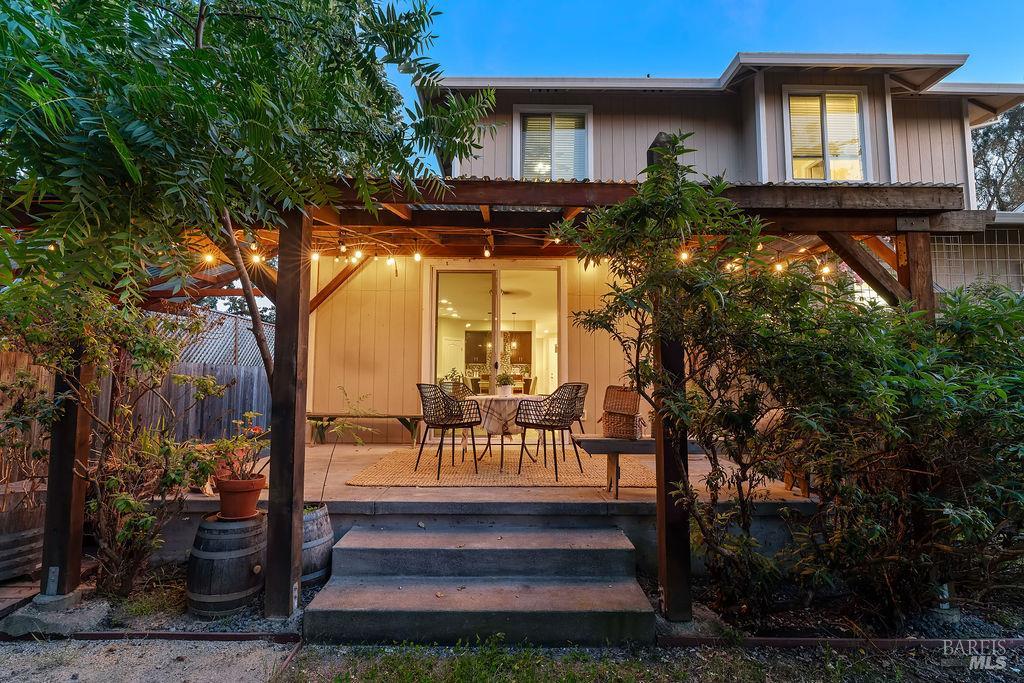 125 Anish Way