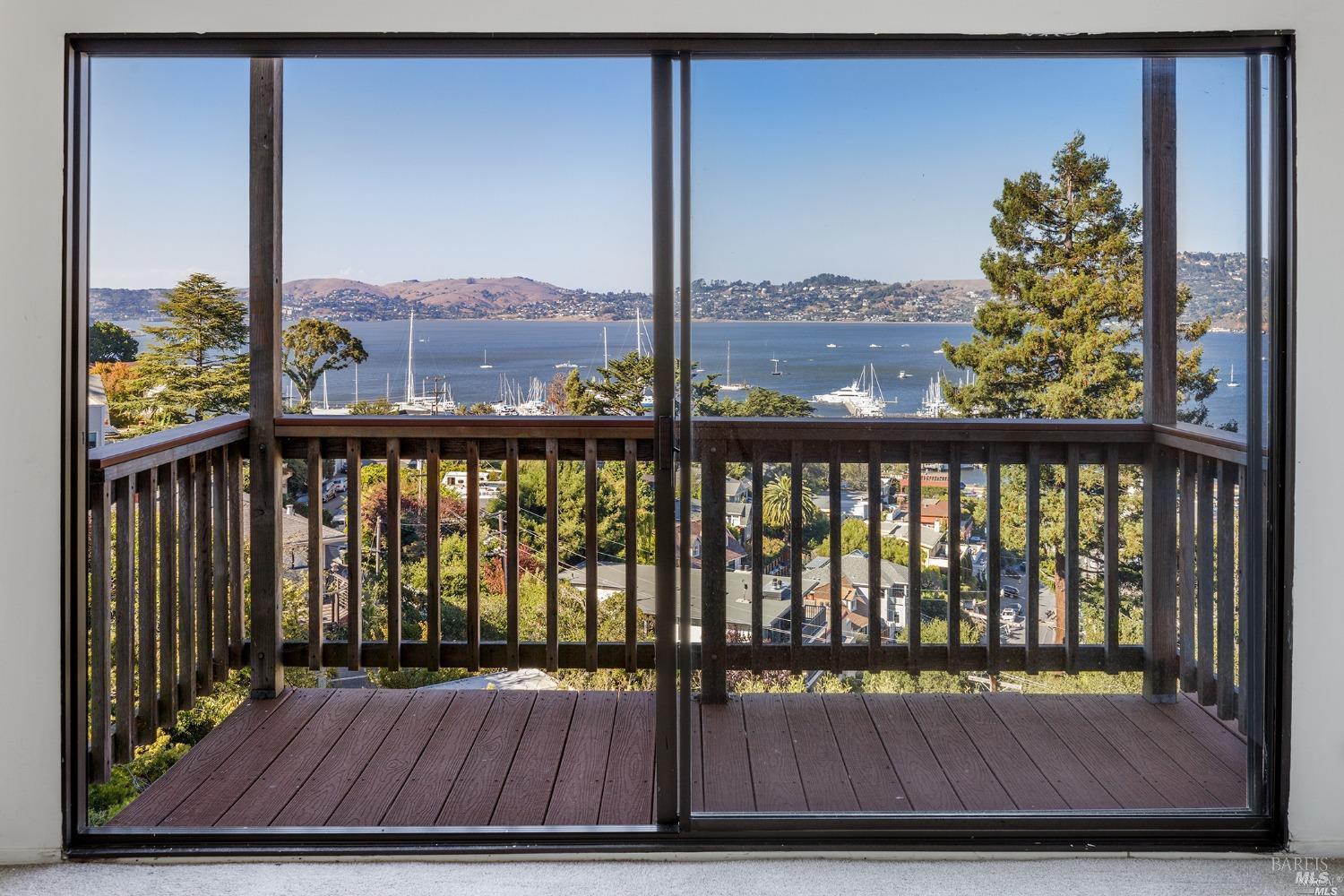 198 Cazneau Avenue Unit: #B