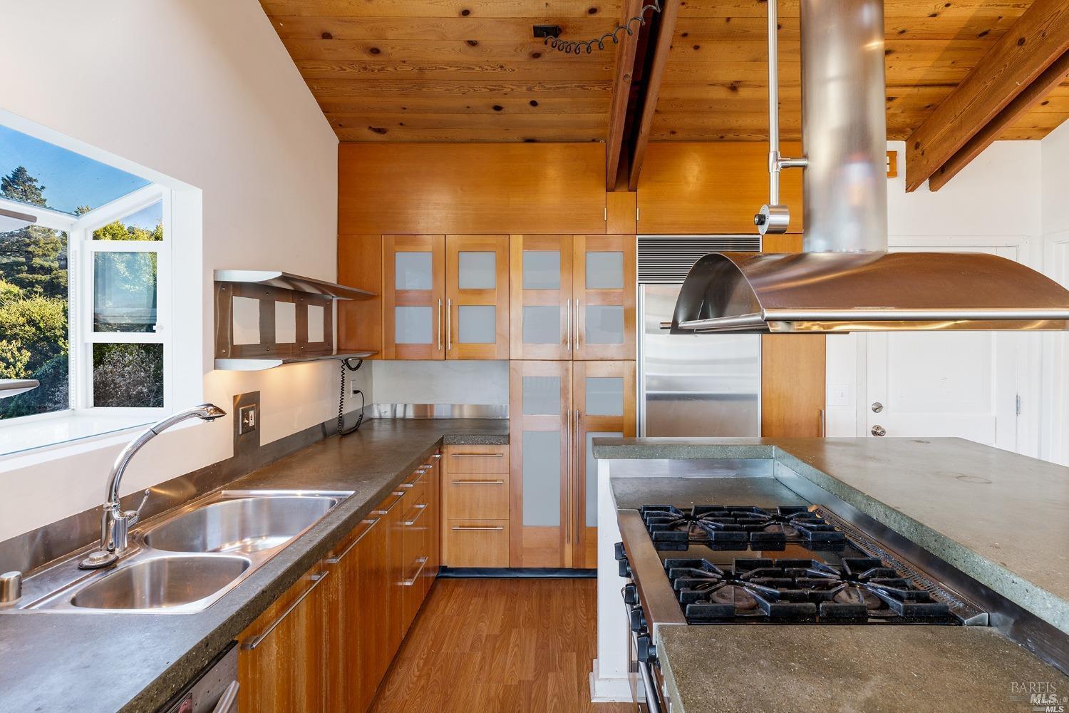 198 Cazneau Avenue Unit: #B