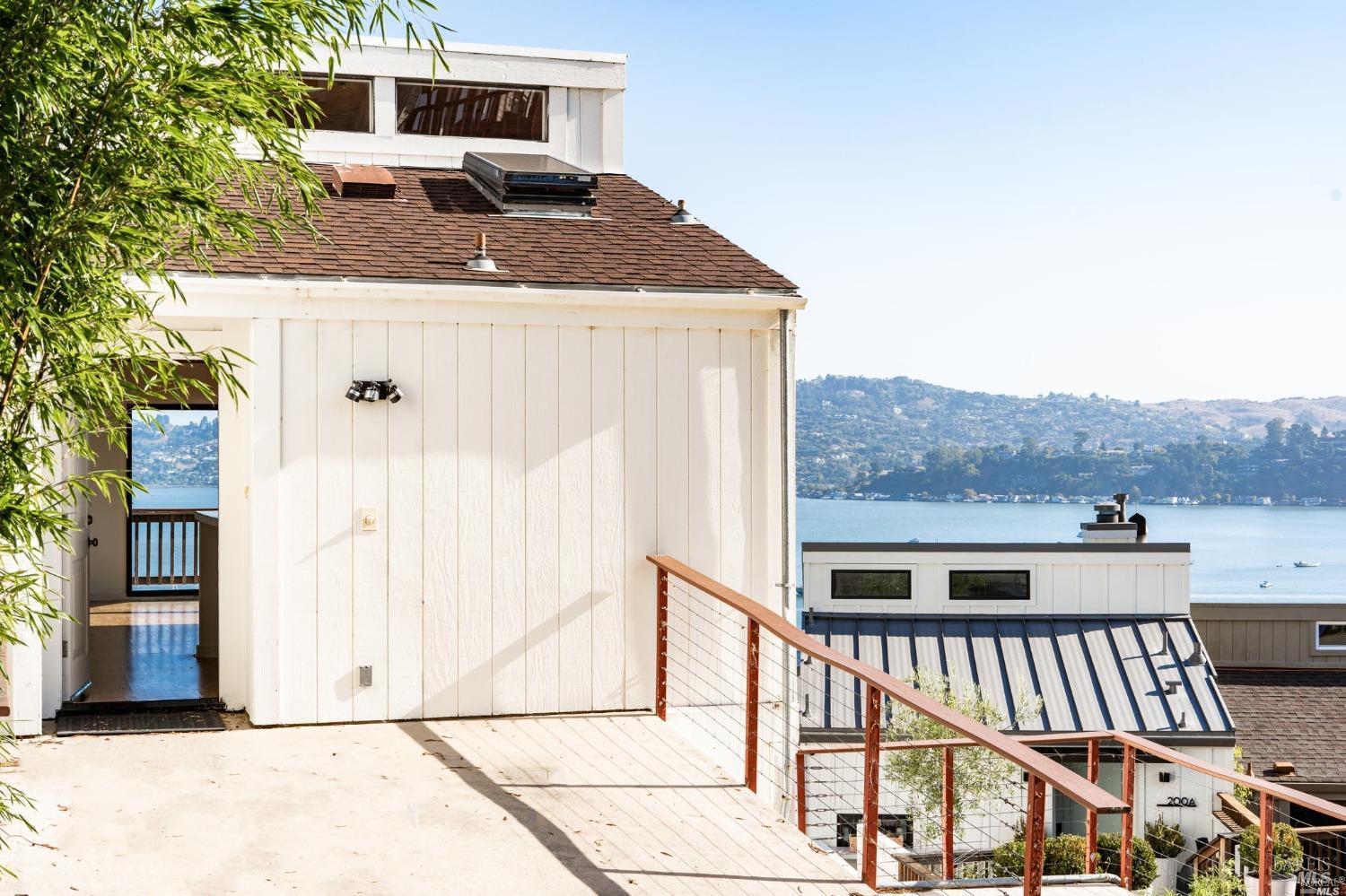 198 Cazneau Avenue Unit: #B