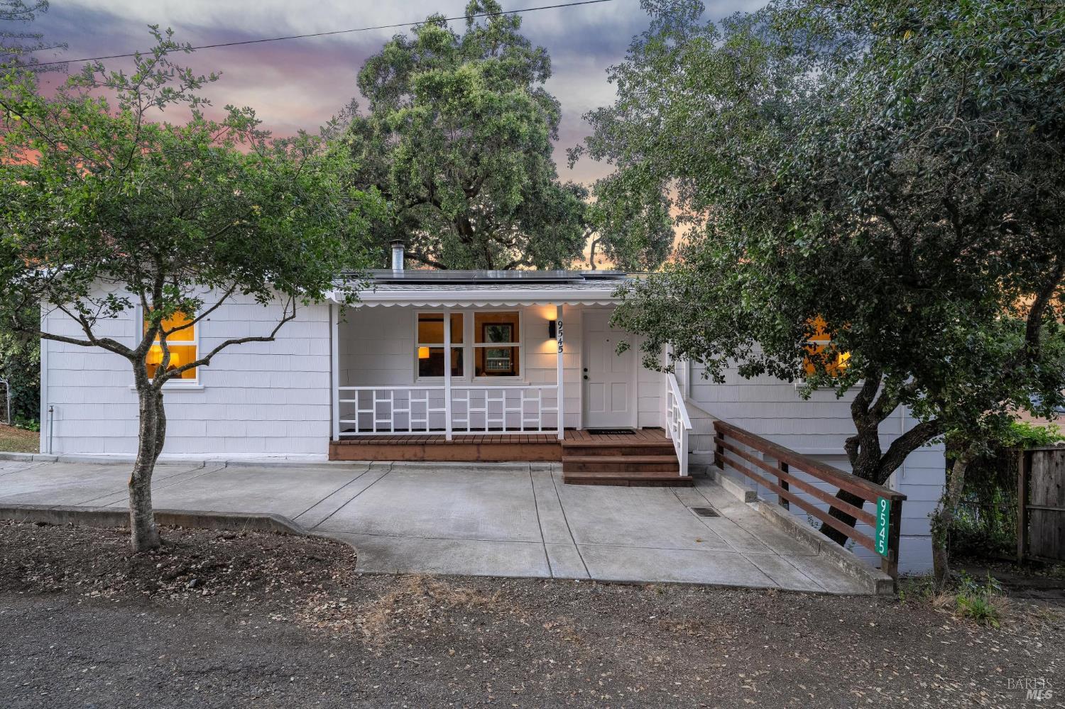 9545 Valle Vista Road