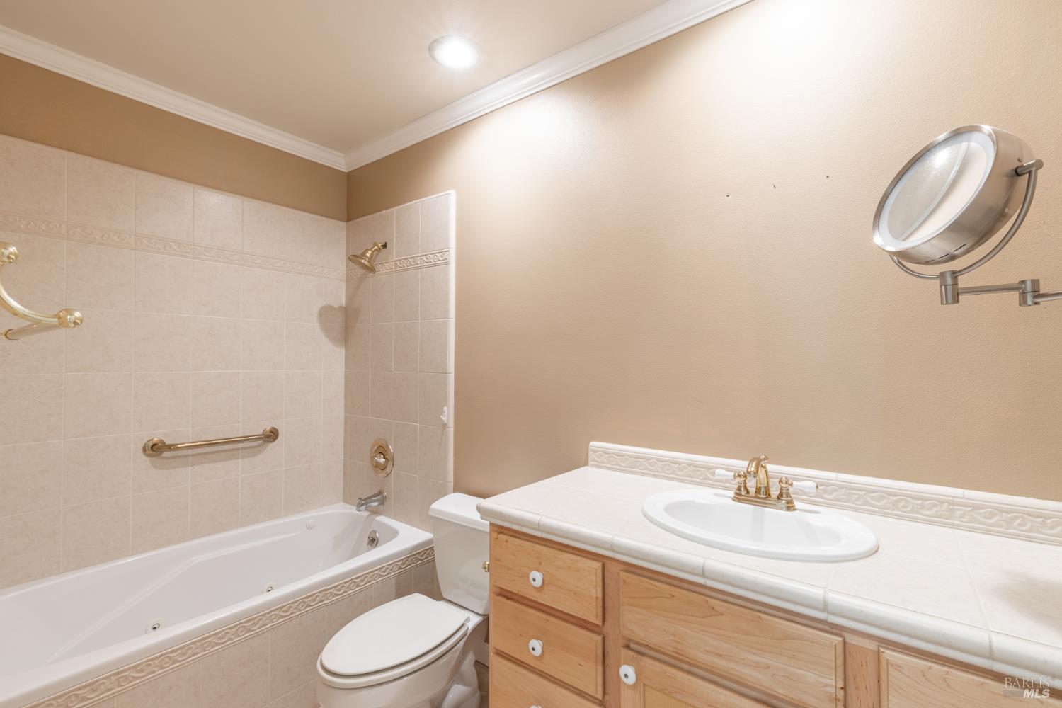 58 Oak Island Circle