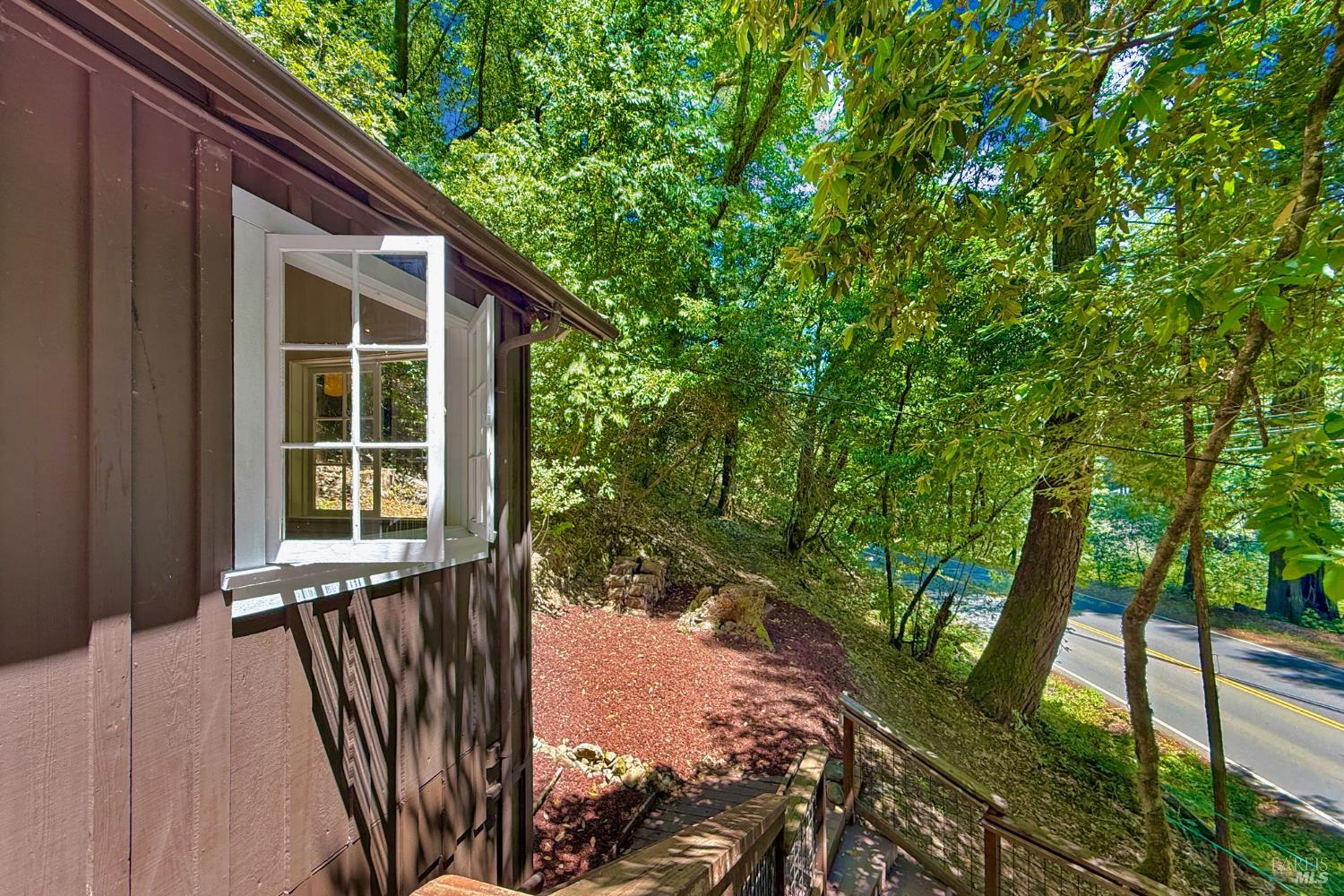 5765 Cazadero Highway