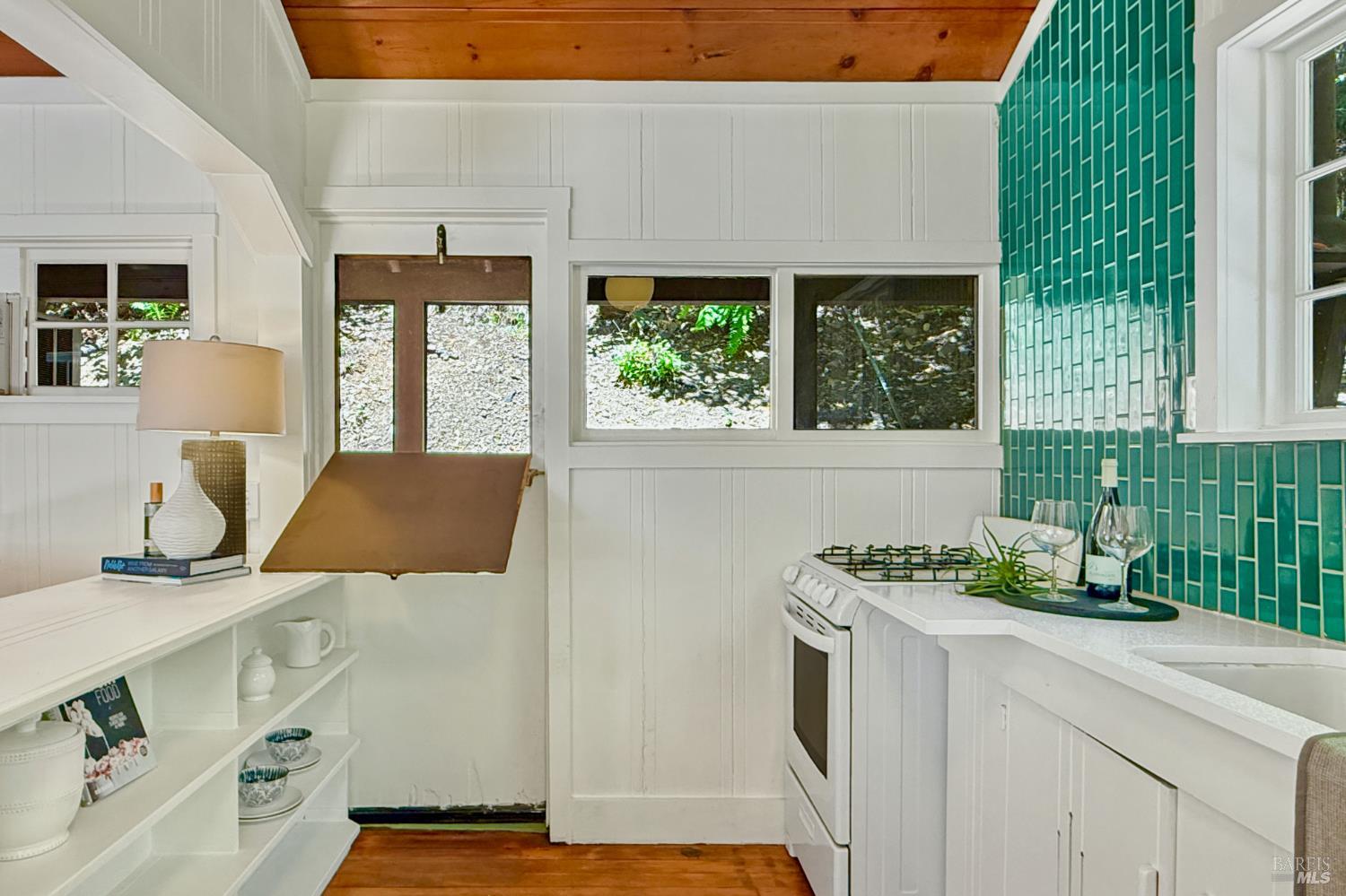 5765 Cazadero Highway