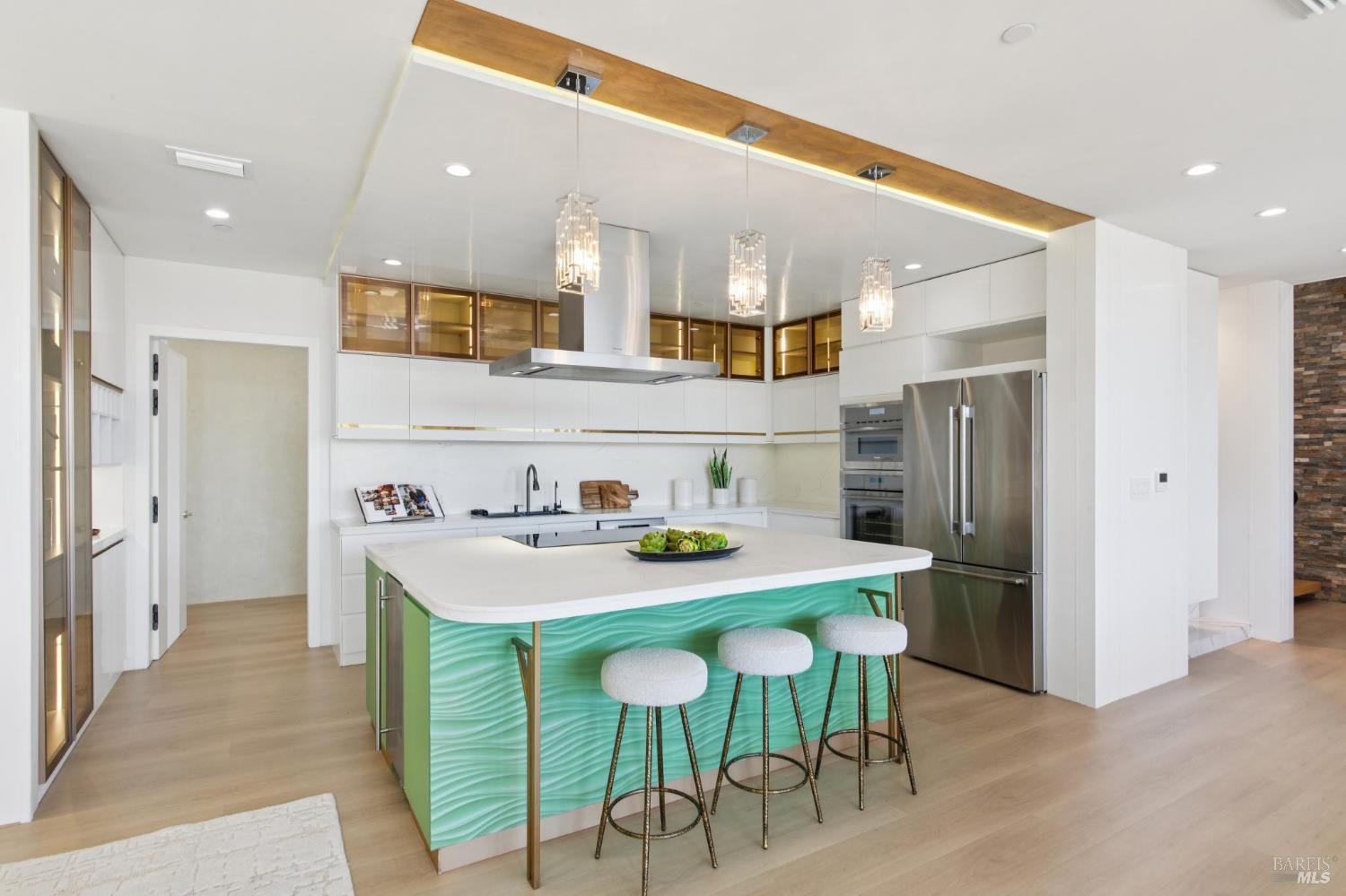 106 Walnut Avenue