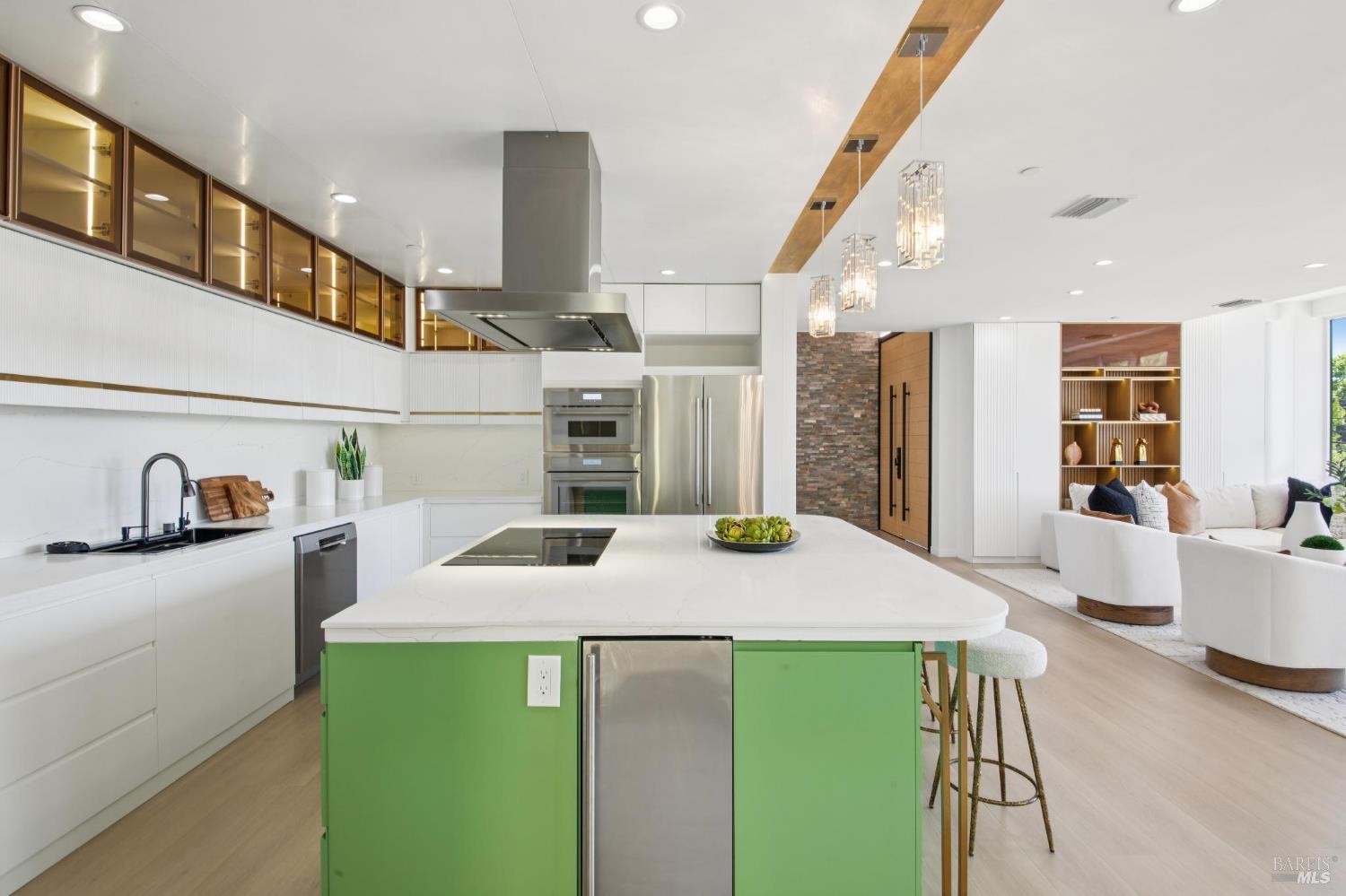 106 Walnut Avenue
