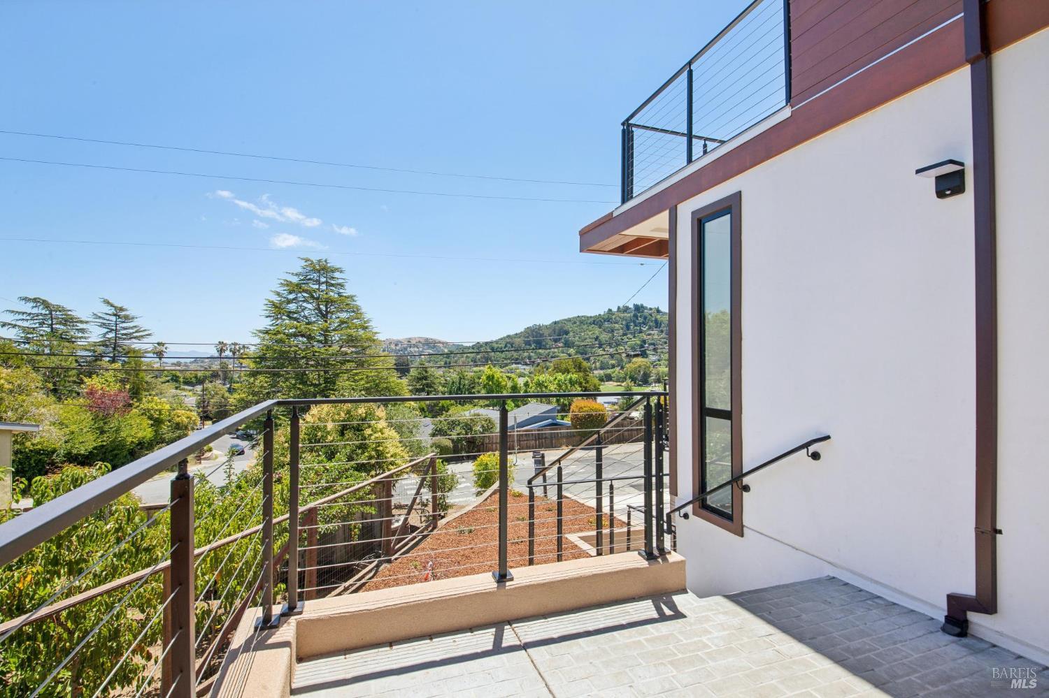 106 Walnut Avenue