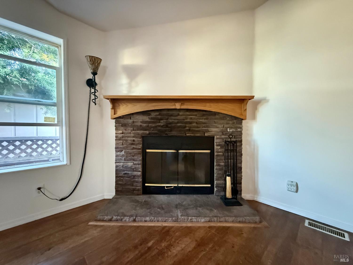 57 Yosemite Road