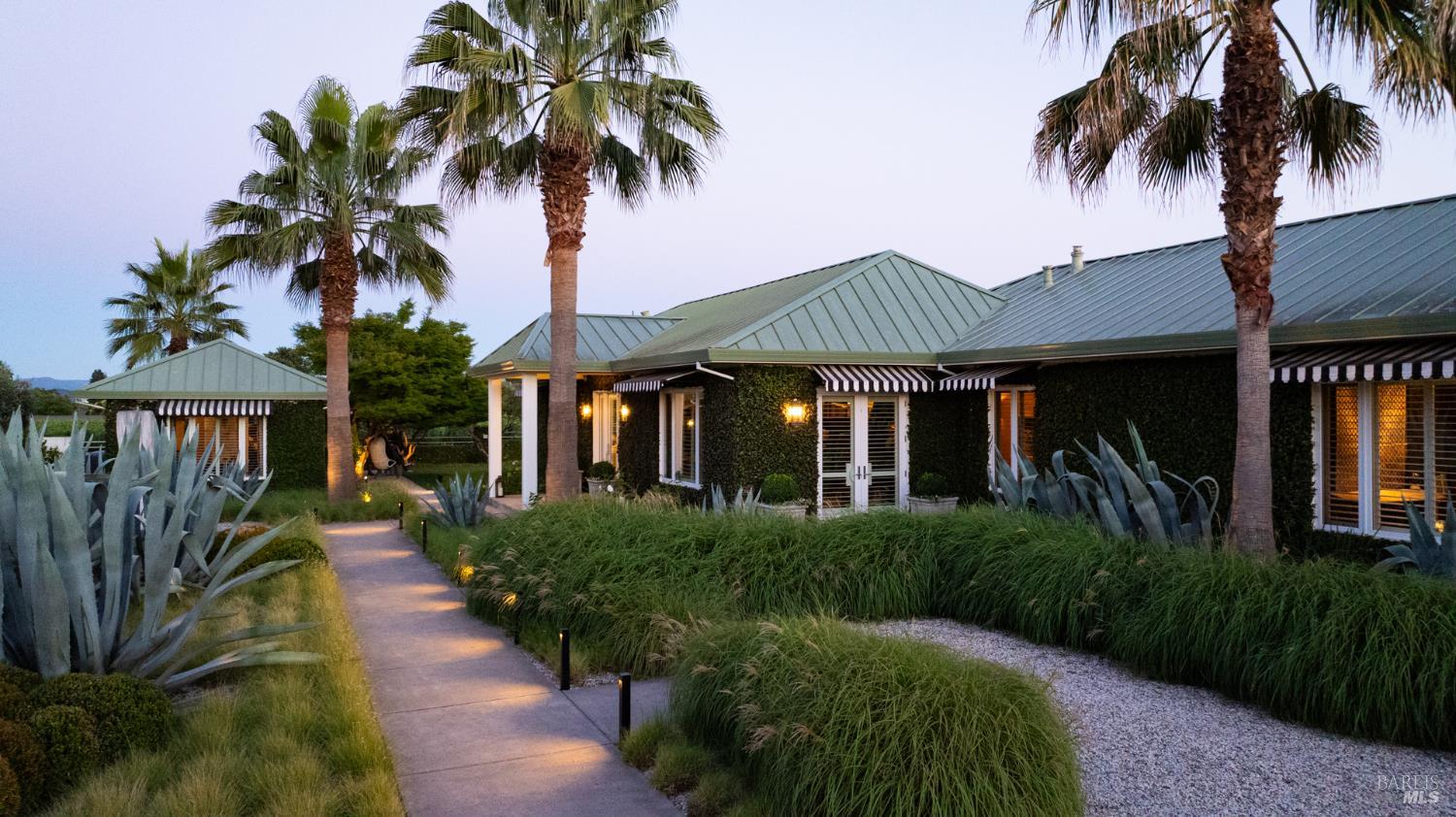 1237 Bella Oaks Lane