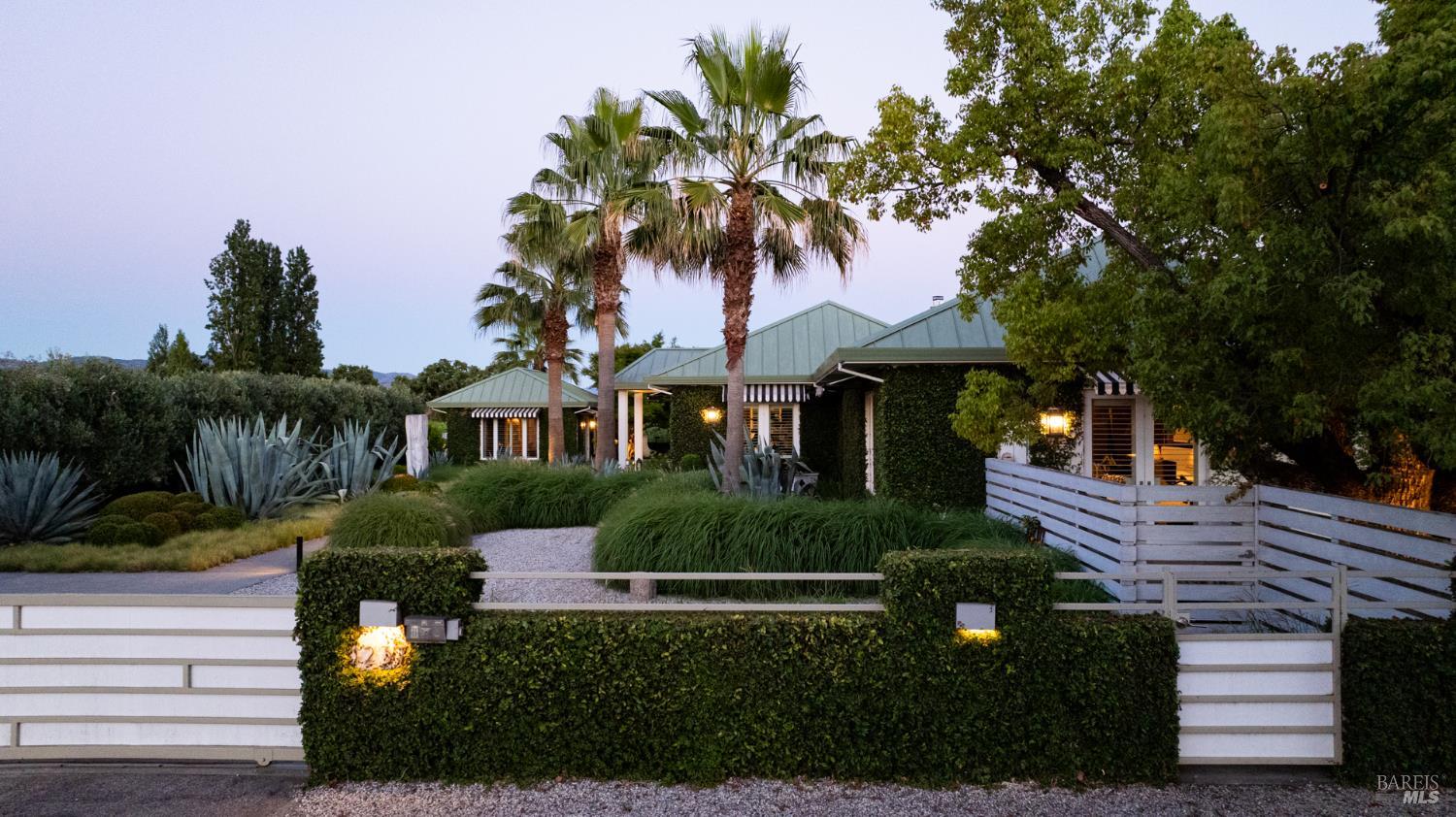 1237 Bella Oaks Lane
