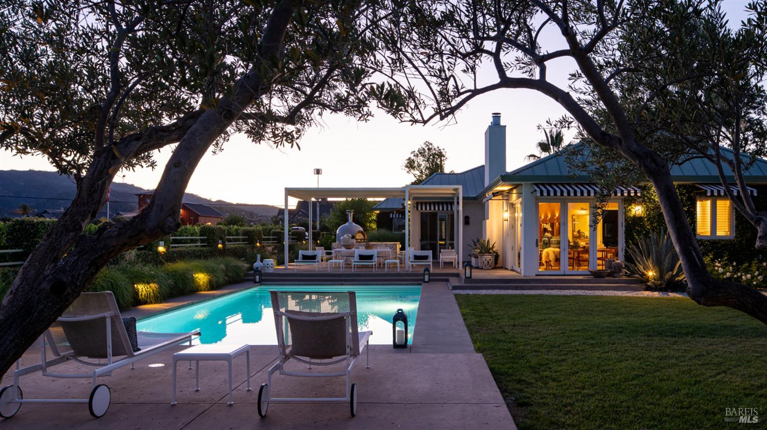 1237 Bella Oaks Lane